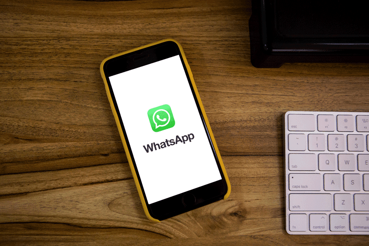Saiba como utilizar o WhatsApp Business na sua clínica